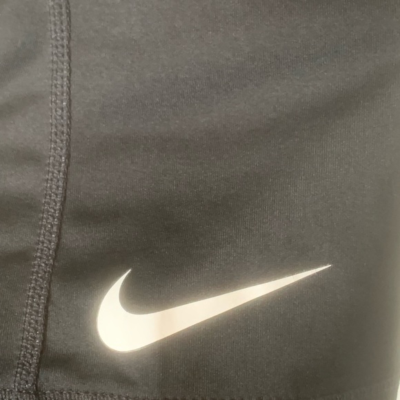 Workout Clothes - Picture 2 of 5